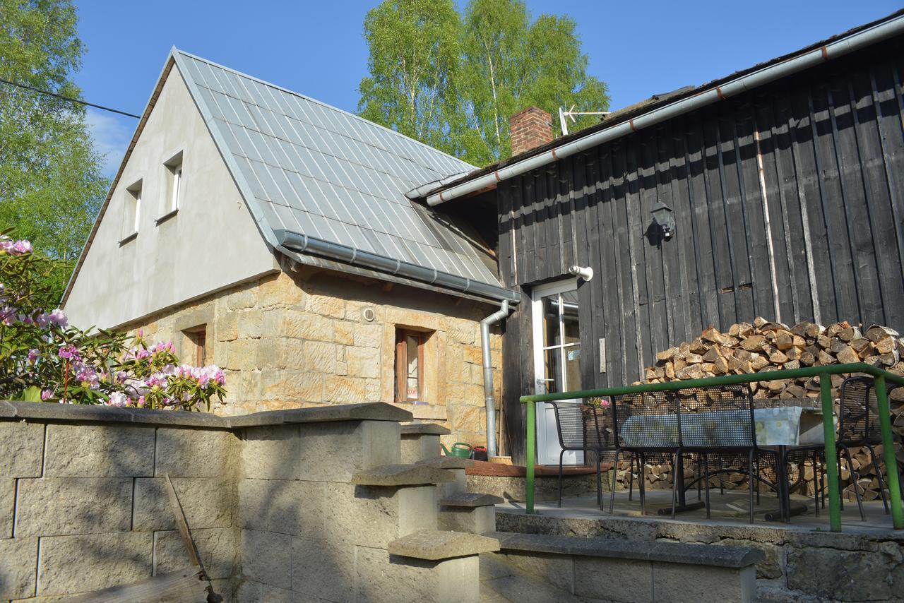 Buseranda - Depandance Hotelu U Zeleneho Stromu Decin Buitenkant foto